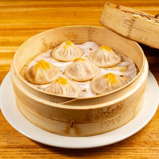 Crab & Pork Soup Dumplings (6pc)